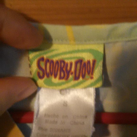 Adorable Scooby Doo Scrub Top Size S - Picture 3 of 8